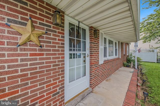 504 N MILDRED ST, Ranson, WV 25438