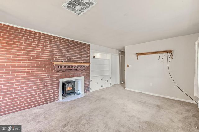 504 N MILDRED ST, Ranson, WV 25438