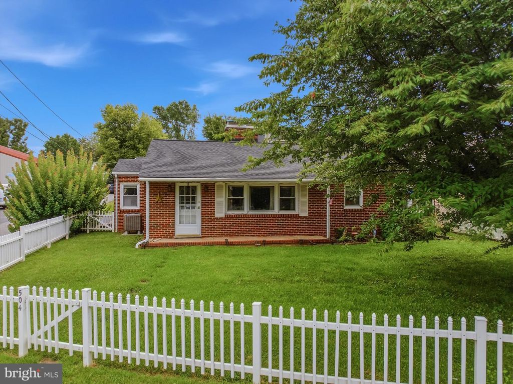 504 N MILDRED ST, Ranson, WV 25438