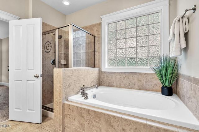 4324 Brighton Ridge Dr, Apex, NC 27539