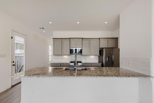 4146 Balboa Drive, Iowa Colony, TX 77583