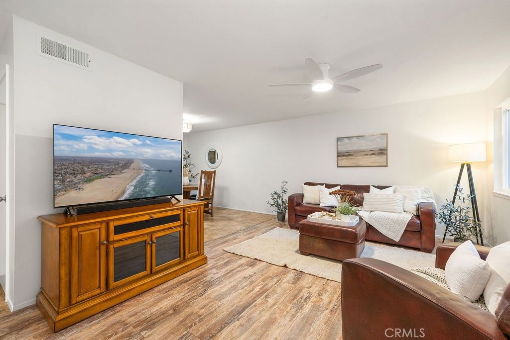 10166 Disney, Huntington Beach, CA 92646 — exterior