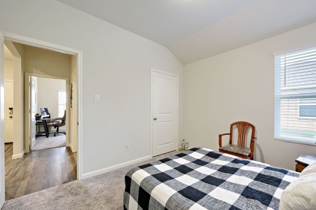 420 Jameson Street, Springtown, TX 76082