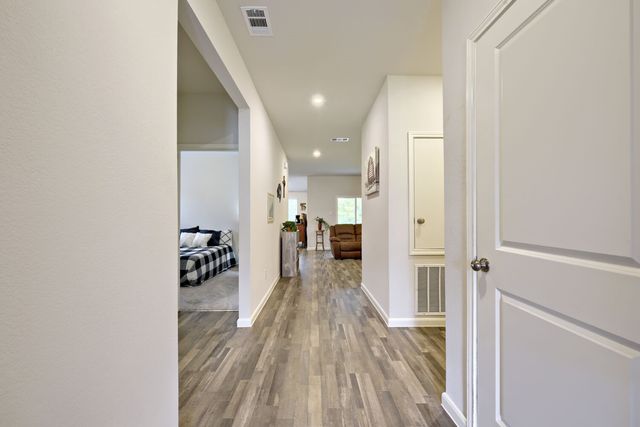 420 Jameson Street, Springtown, TX 76082