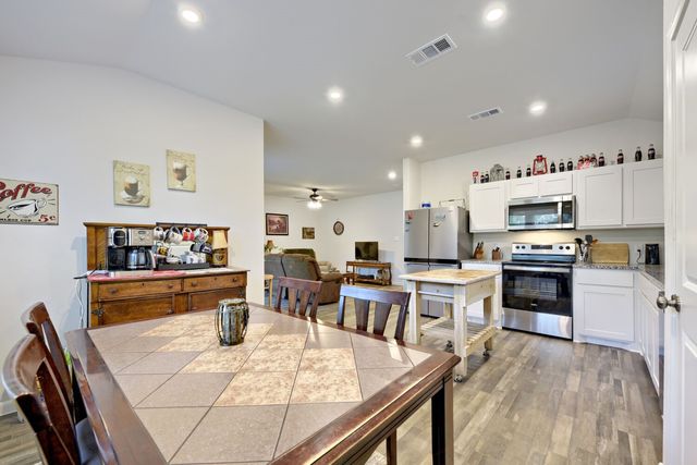 420 Jameson Street, Springtown, TX 76082