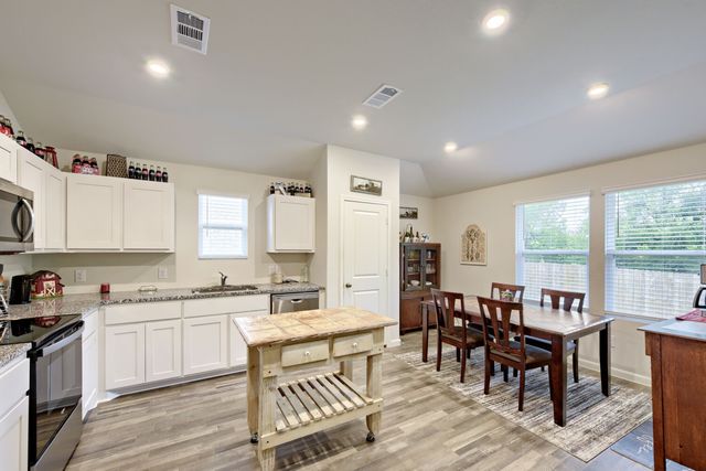 420 Jameson Street, Springtown, TX 76082