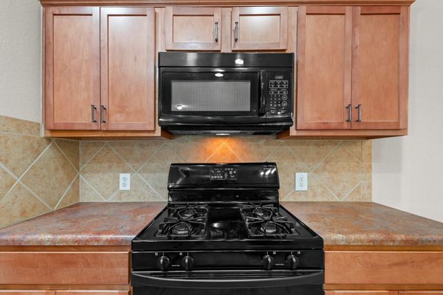 110 Walnut Creek DR, Cedar Park, TX 78613