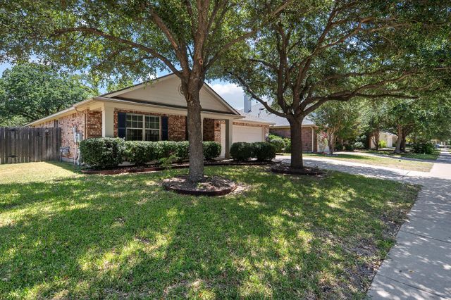110 Walnut Creek DR, Cedar Park, TX 78613