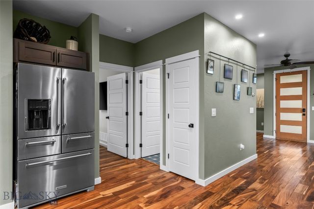 4448 Shadowglen Drive, Bozeman, MT 59718