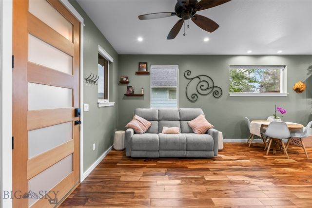 4448 Shadowglen Drive, Bozeman, MT 59718