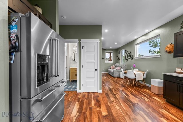 4448 Shadowglen Drive, Bozeman, MT 59718