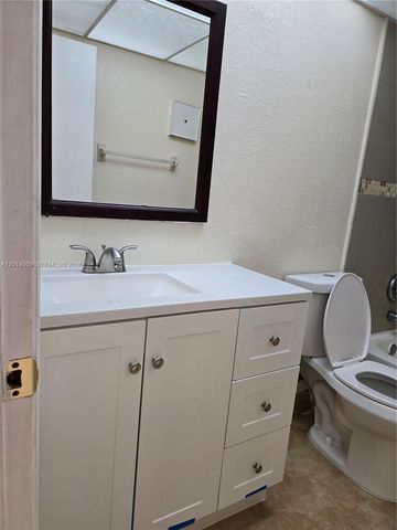11477 NW 39th Ct 205-1, Coral Springs, FL 33065