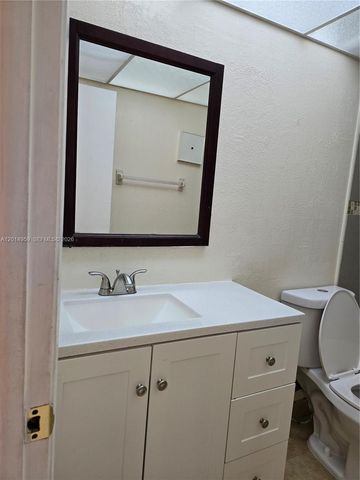 11477 NW 39th Ct 205-1, Coral Springs, FL 33065