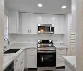 11477 NW 39th Ct 205-1, Coral Springs, FL 33065