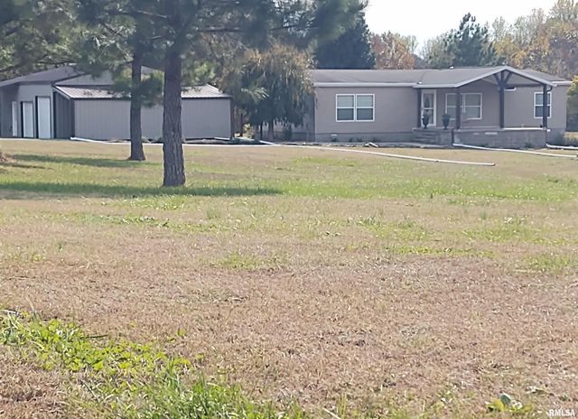 1640 PLEASANT RIDGE Road, Vienna, IL 62995