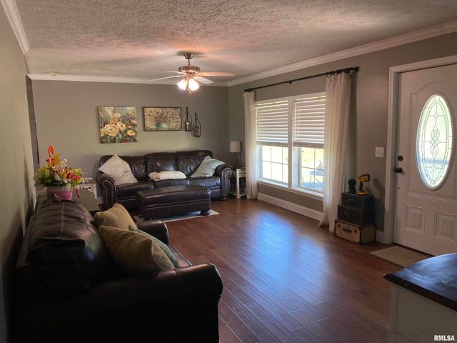 1640 PLEASANT RIDGE Road, Vienna, IL 62995