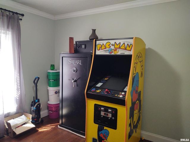 1640 PLEASANT RIDGE Road, Vienna, IL 62995