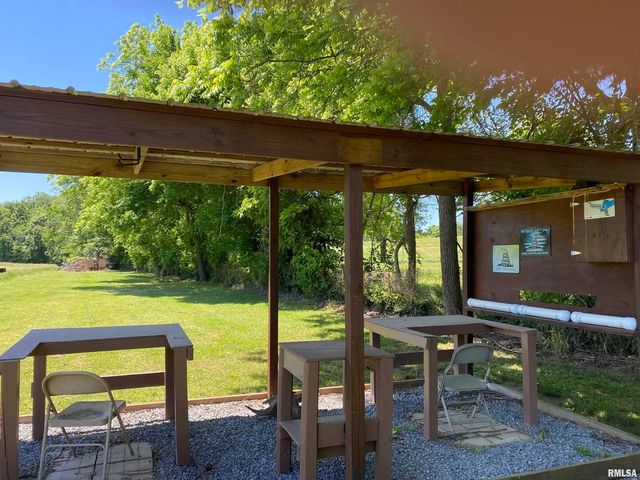 1640 PLEASANT RIDGE Road, Vienna, IL 62995