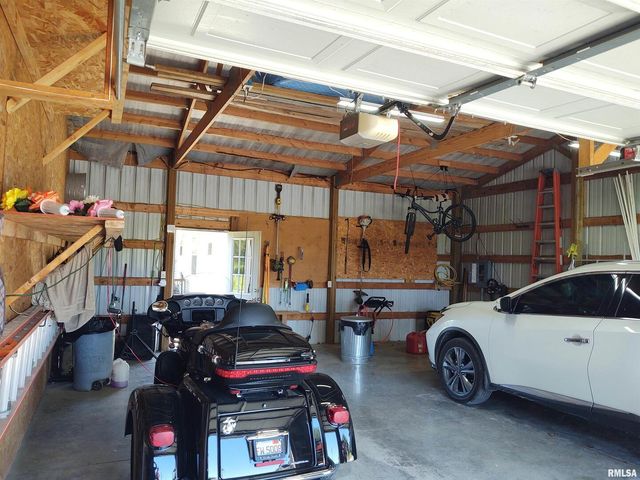 1640 PLEASANT RIDGE Road, Vienna, IL 62995