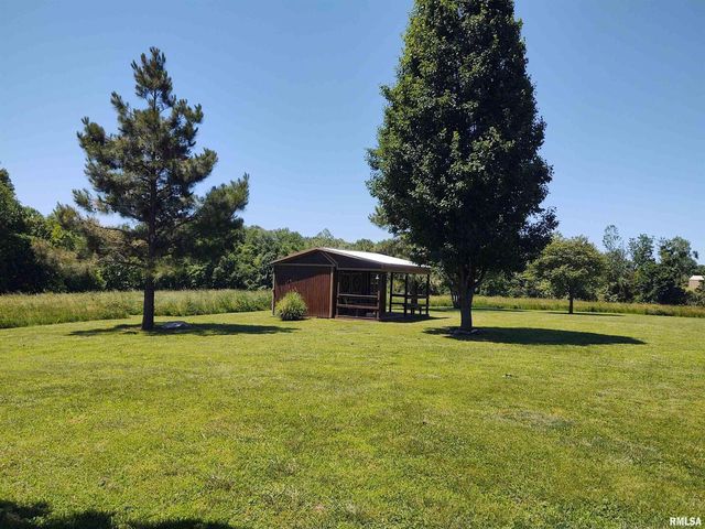 1640 PLEASANT RIDGE Road, Vienna, IL 62995