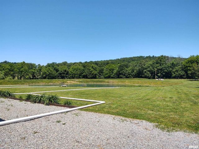 1640 PLEASANT RIDGE Road, Vienna, IL 62995