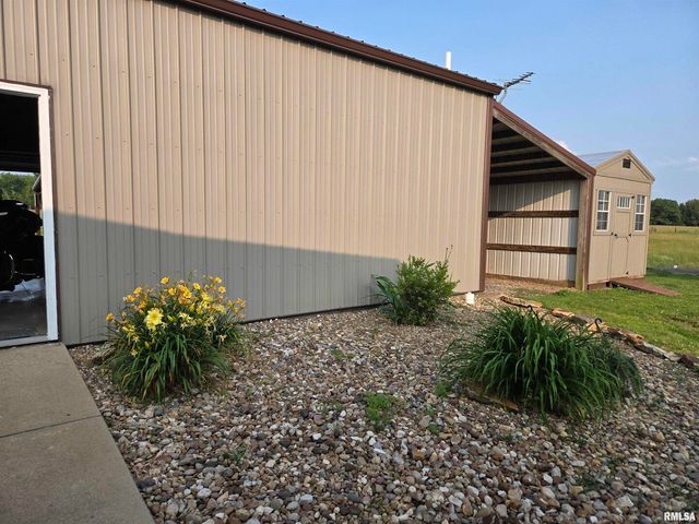 1640 PLEASANT RIDGE Road, Vienna, IL 62995