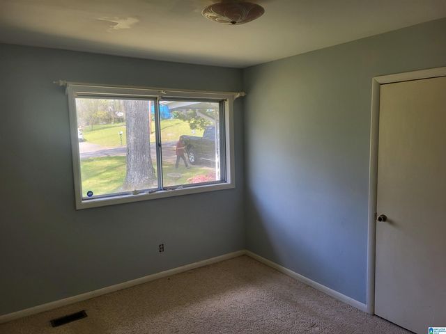 409 18TH AVENUE NW, Center Point, AL 35210