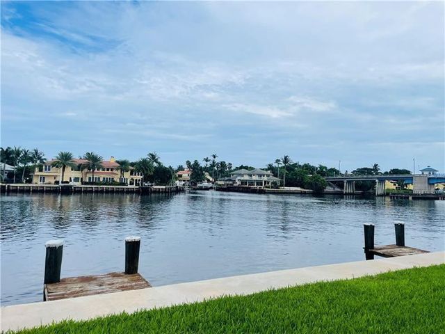 624 Snug Harbor Drive B7, Boynton Beach, FL 33435