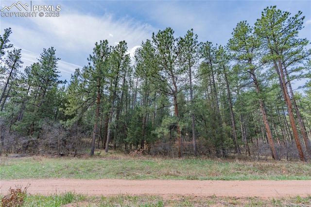 8257 Bannock Drive, Larkspur, CO 80118