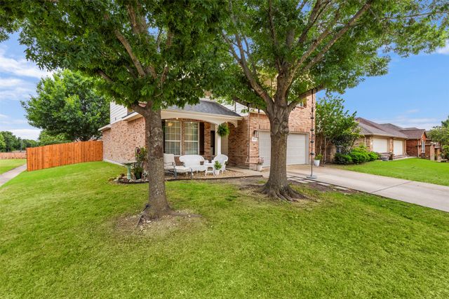 224 Rawhide Street, Waxahachie, TX 75165