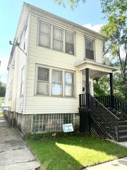 7130 S Green Street, Chicago, IL 60621