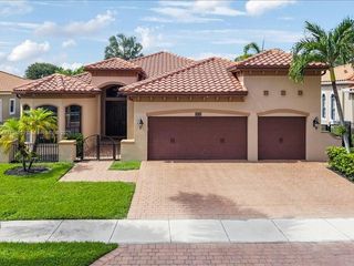 3670 NW 87th Ave, Cooper City, FL 33024