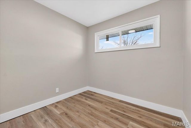 5662 Parchester Drive, Ferguson, MO 63121