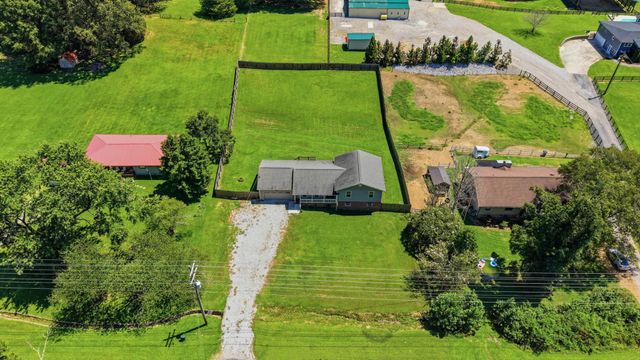 5742 Keith Road, Ringgold, GA 30736