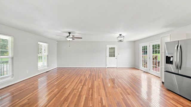5742 Keith Road, Ringgold, GA 30736
