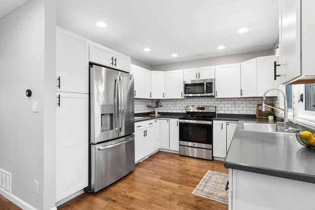 1143 Clement Drive, Worthington, OH 43085