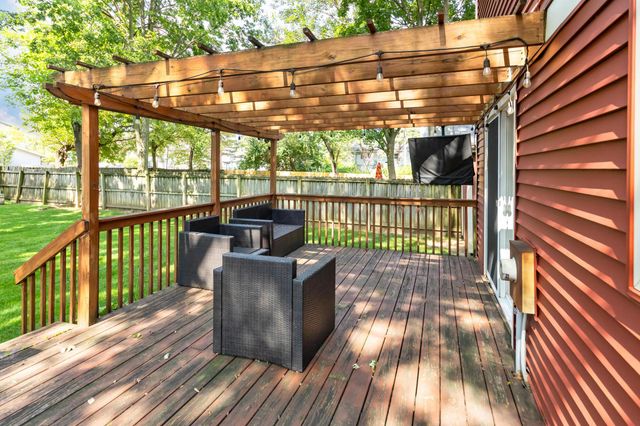 1143 Clement Drive, Worthington, OH 43085