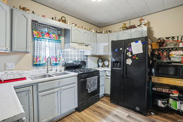 1201 S Cowen Street, Garrett, IN 46738