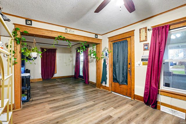 1201 S Cowen Street, Garrett, IN 46738