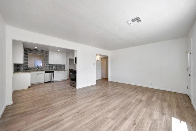 224 W Glenrosa Avenue, Phoenix, AZ 85013