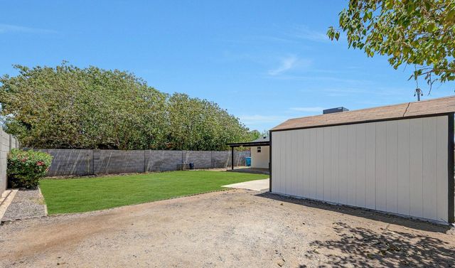 224 W Glenrosa Avenue, Phoenix, AZ 85013