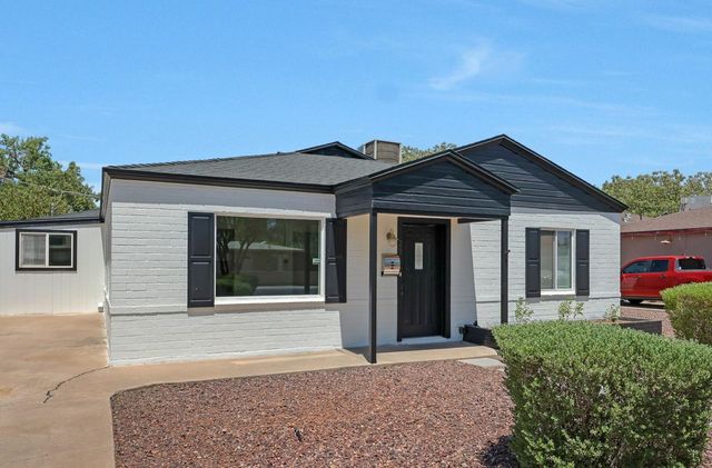 224 W Glenrosa Avenue, Phoenix, AZ 85013