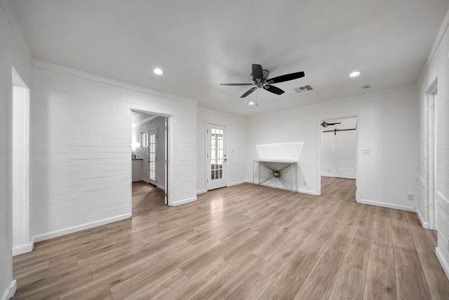 224 W Glenrosa Avenue, Phoenix, AZ 85013