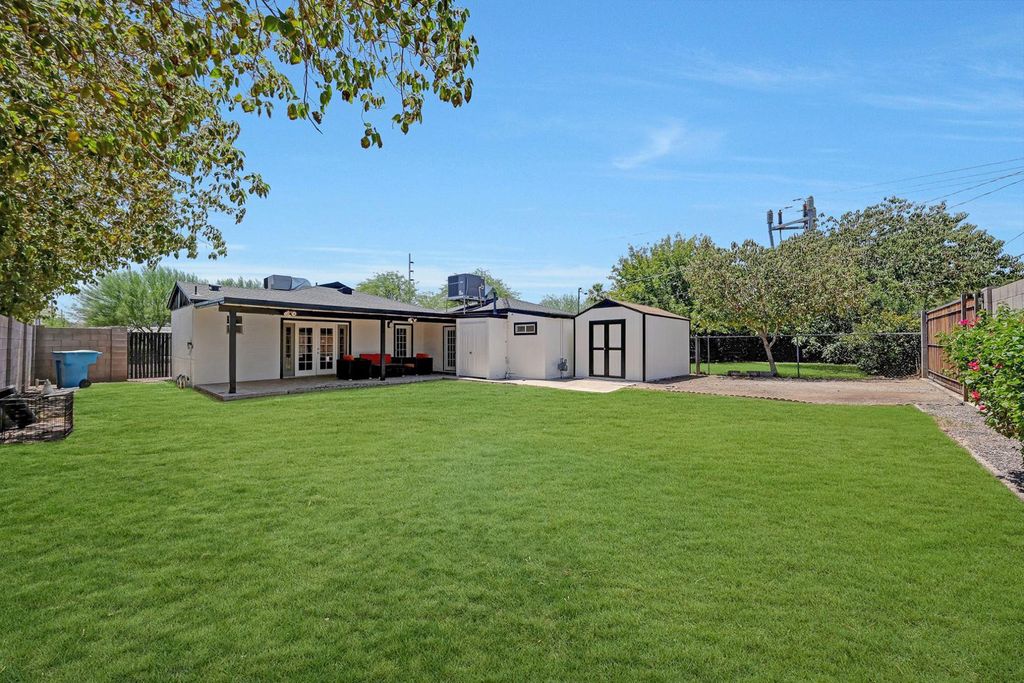 224 W Glenrosa Avenue, Phoenix, AZ 85013