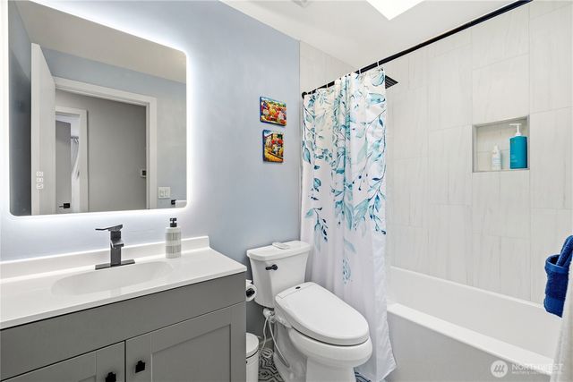 11212 NE 145th Street, Kirkland, WA 98034