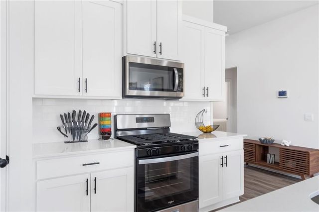 306 N Anser Bend, Farmington, AR 72730