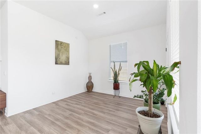 306 N Anser Bend, Farmington, AR 72730