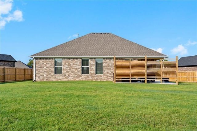 306 N Anser Bend, Farmington, AR 72730
