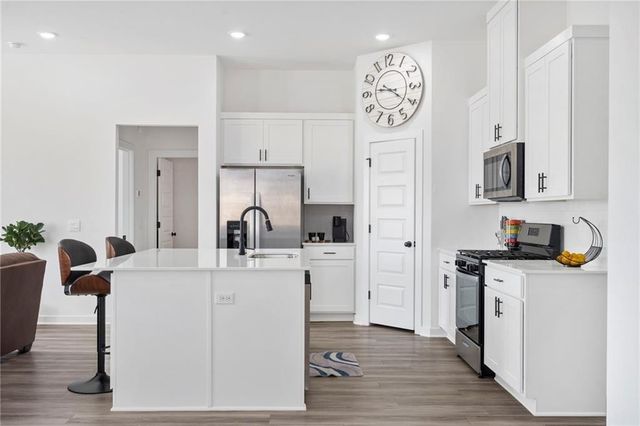 306 N Anser Bend, Farmington, AR 72730