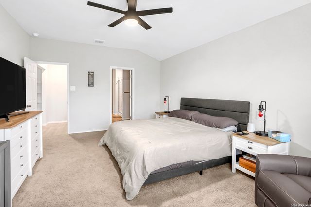 3200 Broad View, Seguin, TX 78155